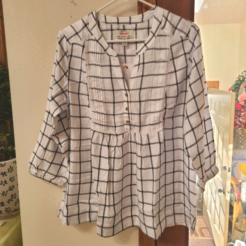 🆕️Wrangler Women's Blouse Black & White Plaid Ruffle Bottom Midi Sleeve